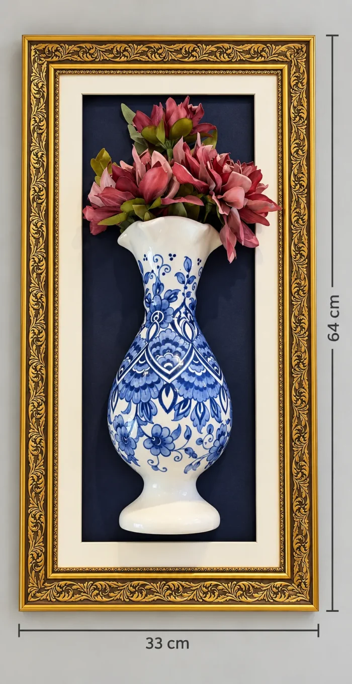 Bordo Çiçekli Duvar Panosu 33 x 64 cm Altın Renk Desenli Çerçeveli Mavi Beyaz Vazo Detaylı - Görsel 3